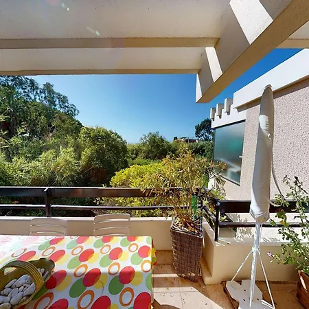 2 Pieces Climatise Avec Acces Direct Plage, Parking Et Terrasse - - Fr-1-308-175 * Le Lavandou